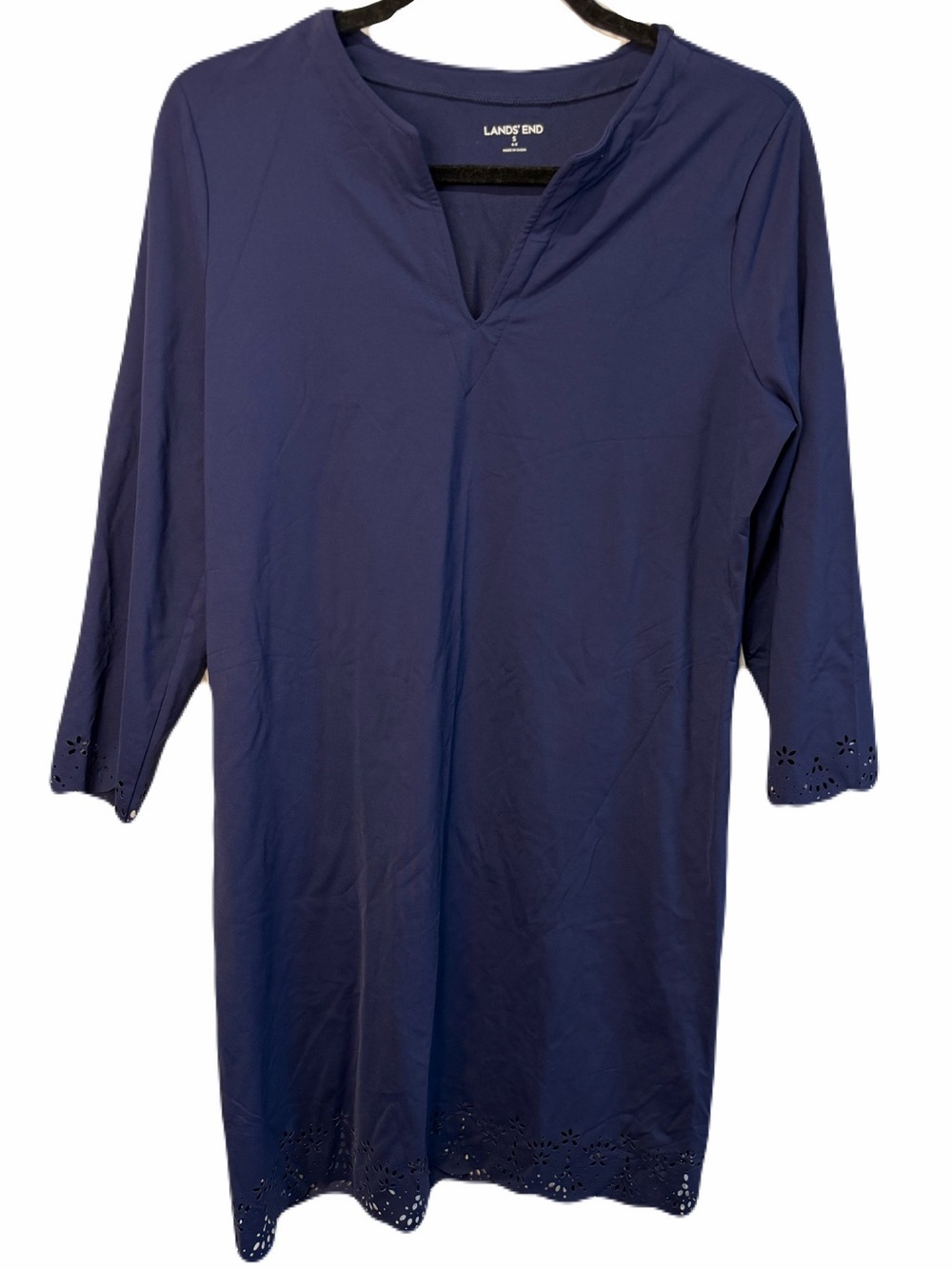 Lands’ End Navy Blue Shift Dress with Eyelet Cutout Details size Small (6-8) - Picture 1 of 8